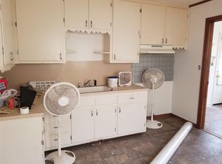 218 NE 5th St, Pryor, OK 74361