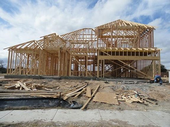 3rd image of 4721 Pearl River Ct