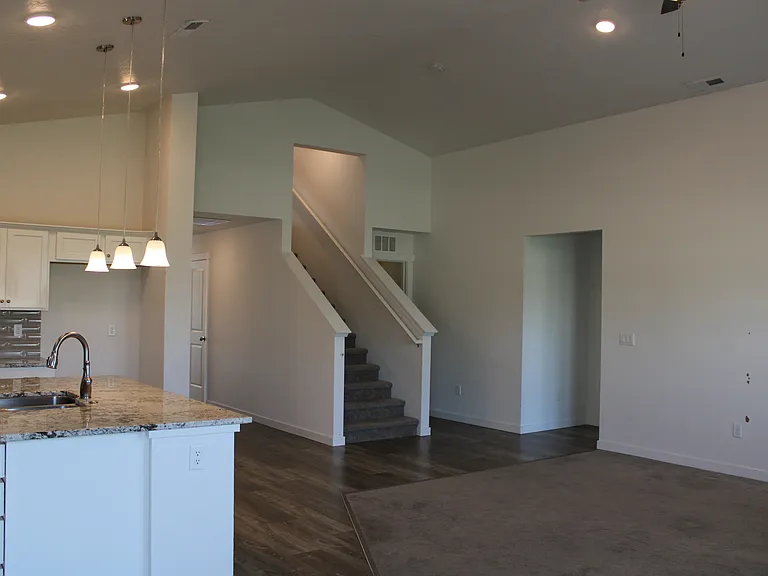 2821 N Rapid Creek Way — Photo 4