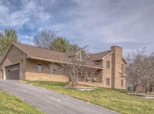 204 Beaumont Ln, Bluff City, TN 37618