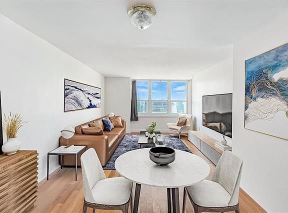 2nd image of 88 Morgan St APT 4303