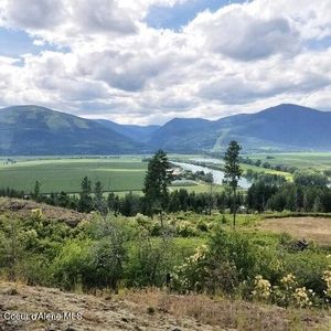 8 Splendor Mount Way, Bonners Ferry, ID, 83805