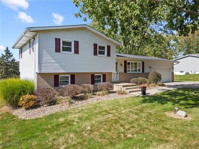 8445 Morrilton Cir NW, North Canton, OH, 44720