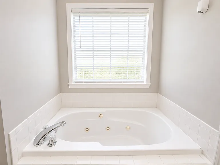 5502 Caribbean Pl — Photo 12
