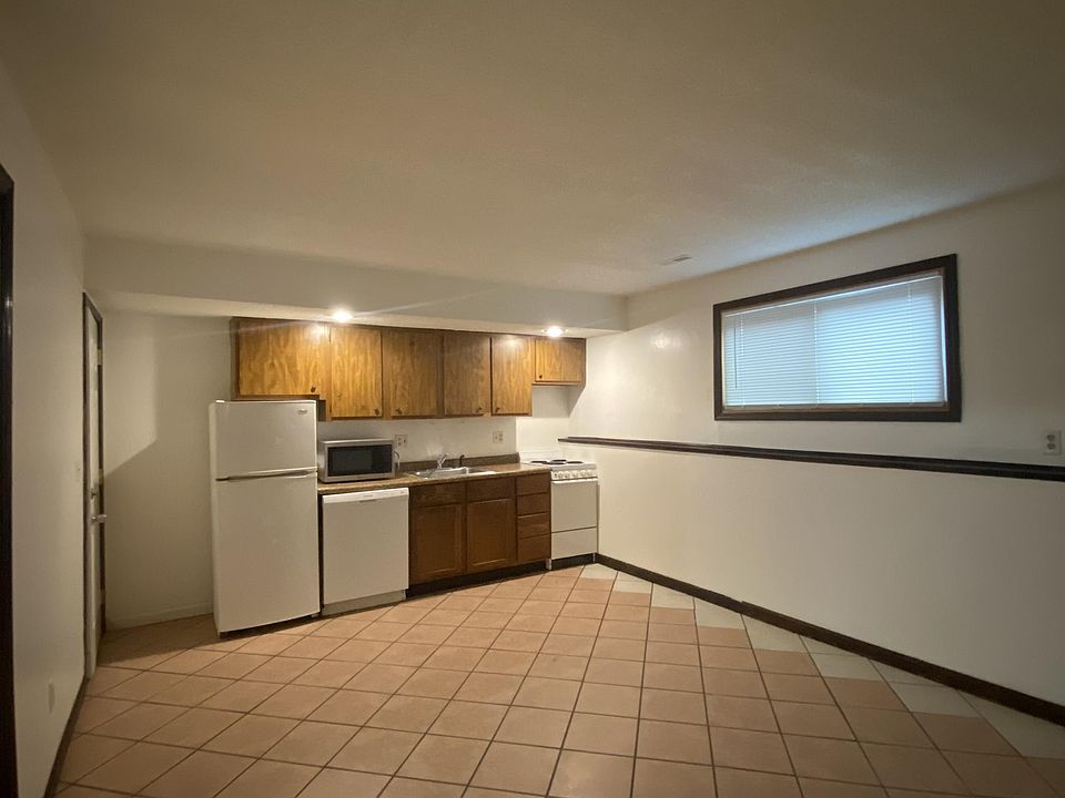 1st image of 425 W Lawrence Ave #10935249