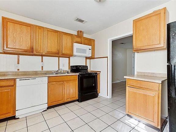 5th image of 3324 Mandeville St