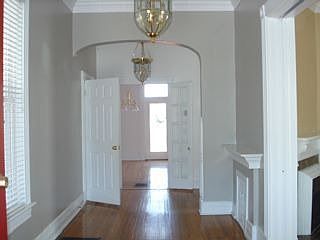 2nd image of 2527 Ingleside Ave