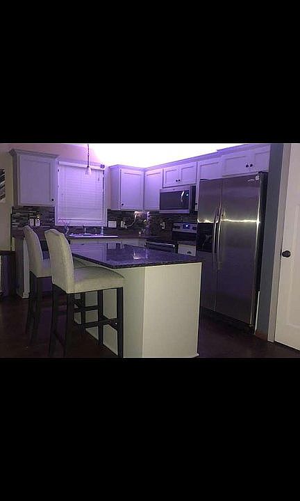 1st image of 3325 123rd Ln NE