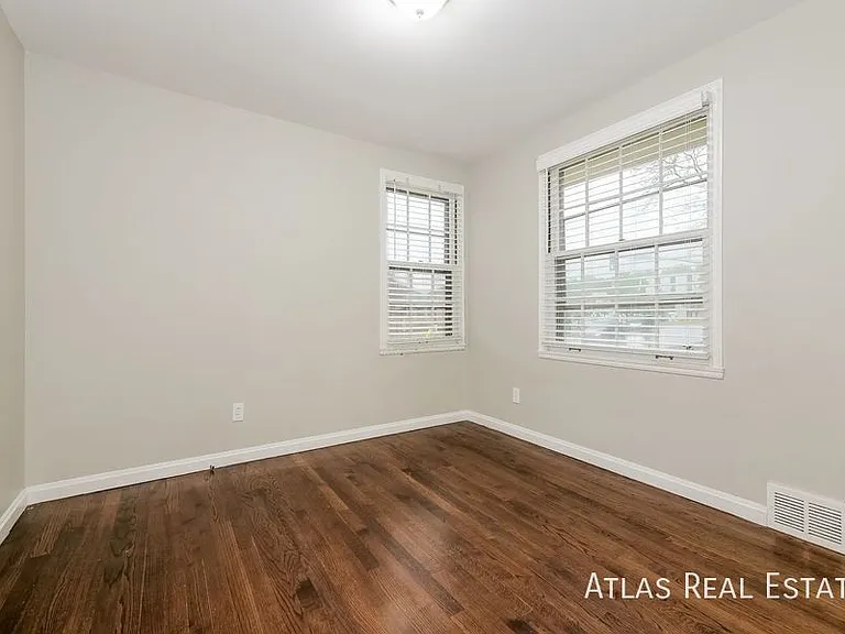 3902 W 72nd Ter — Photo 23