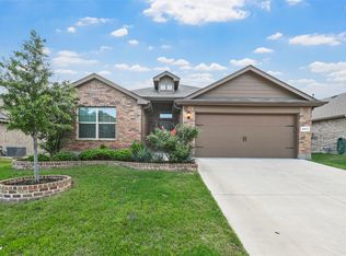 8213 Burma Dr, Fort Worth, TX 76131