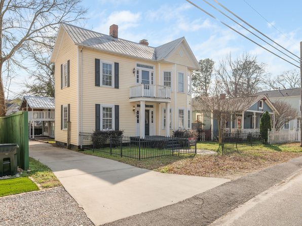 515 Center St