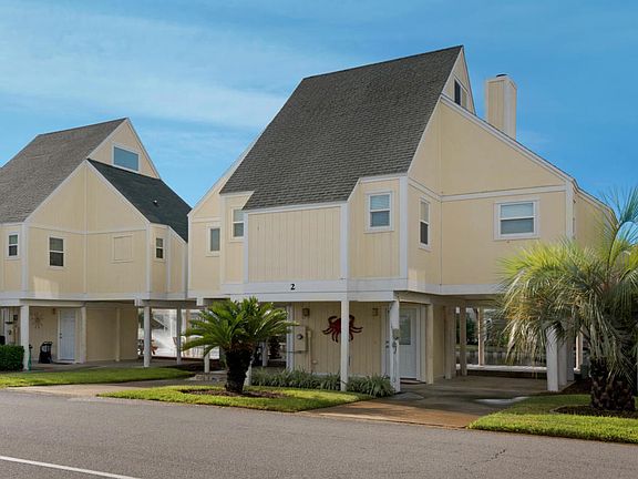 2nd image of 775 Gulf Shore Dr Unit 2