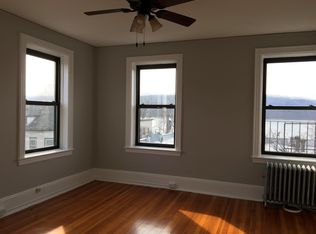 1 Main St APT 1B, Hastings On Hudson, NY 10706