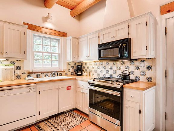 4th image of 334 Otero St #9-4