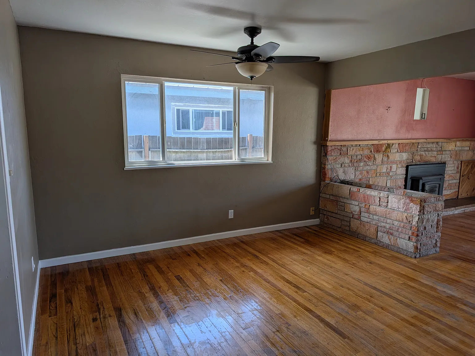 3 bed, $2,500 — Photo 3