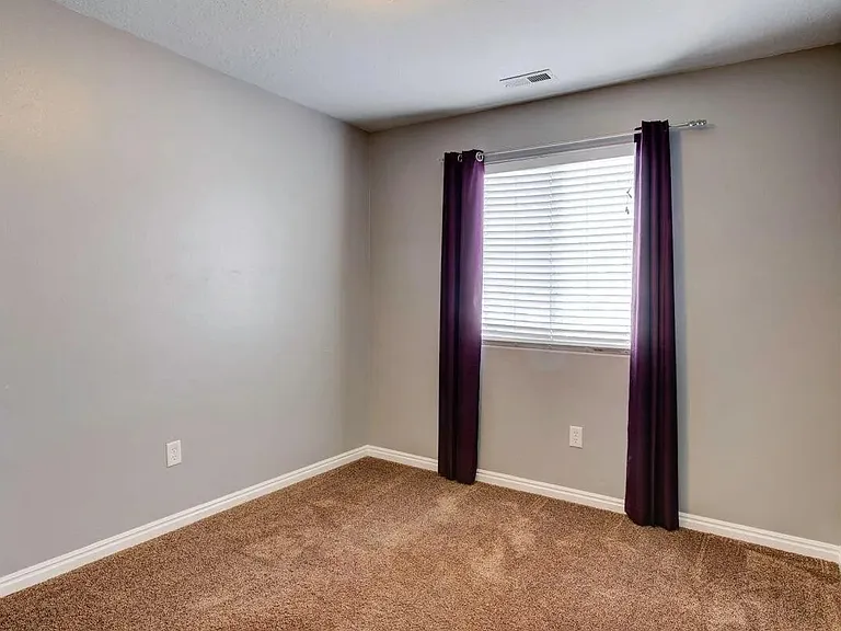 173 E Fiddlers Canyon Rd #11 — Photo 22