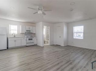 713 E Sam Rayburn Dr #G, Bonham, TX 75418