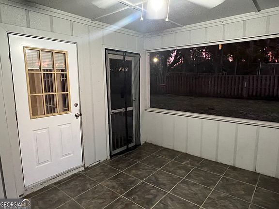 5th image of 152 Woodvalley Ct