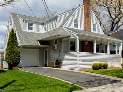 8 Oak Pl, Hawthorne, NJ, 07506