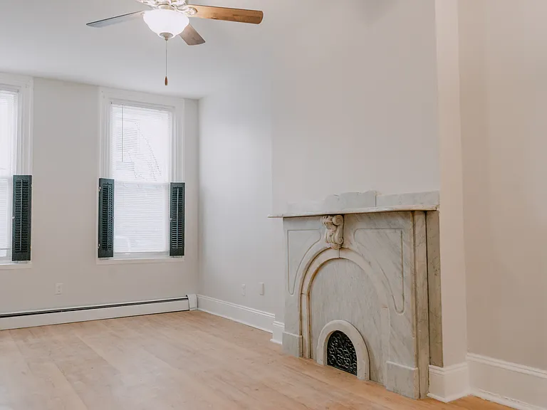 324 N 18th St #1 — Photo 3