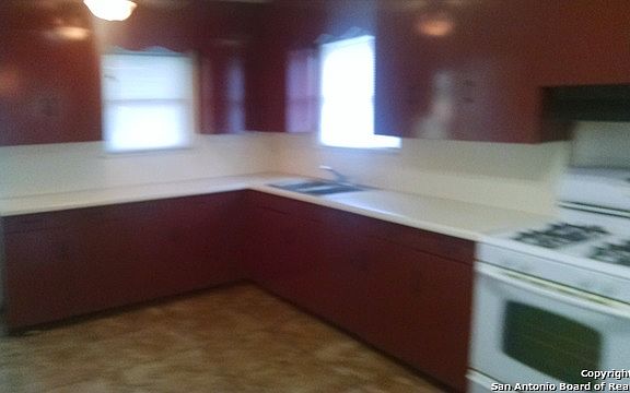 4th image of 1342 Division Ave