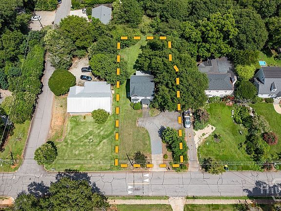 4th image of 560 Sunset Drive