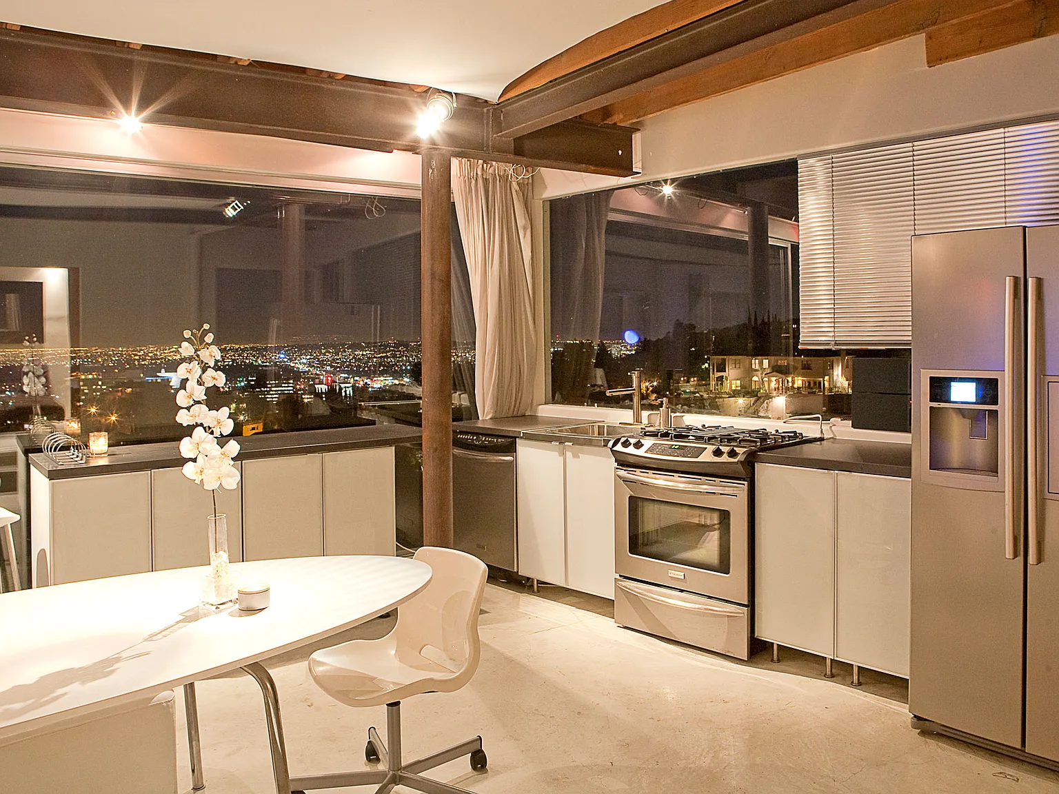 6928 Los Tilos Rd — Photo 3