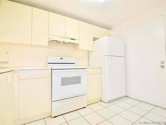 2nd image of 9952 N Kendall Dr #3223