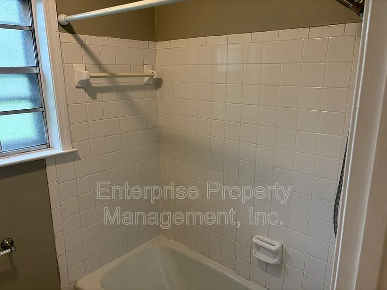 2266 Montego Dr — Photo 23