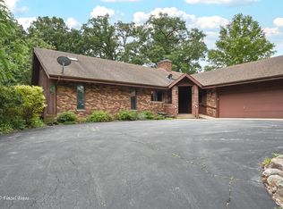 17001 McGuire Rd, Harvard, IL 60033