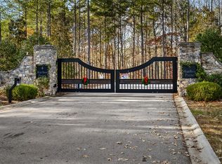 1377 Harbor Ridge Rd, Seneca, SC 29672