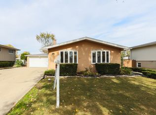 7922 Lake St, Morton Grove, IL 60053