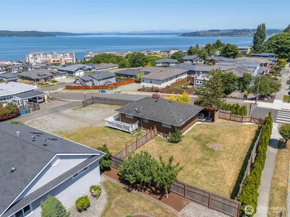 4906 N Baltimore Street, Ruston, WA 98407