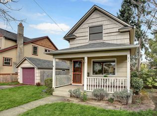 1135 SE Clatsop St, Portland, OR 97202