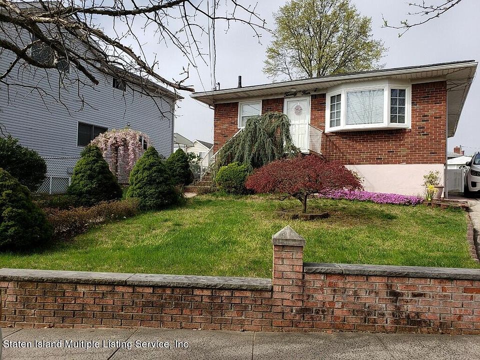 1st image of 24 Mills Ave