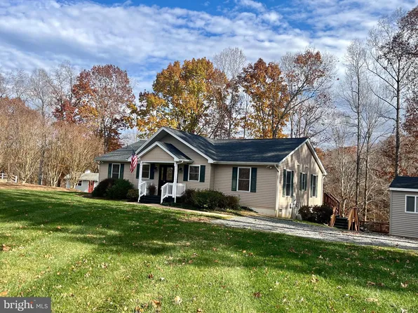 6215 Connie Ln, Mineral, VA 23117