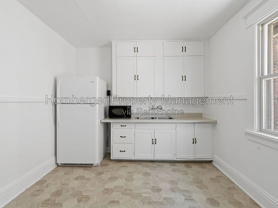 1st image of 1509 N Wall St #1503B