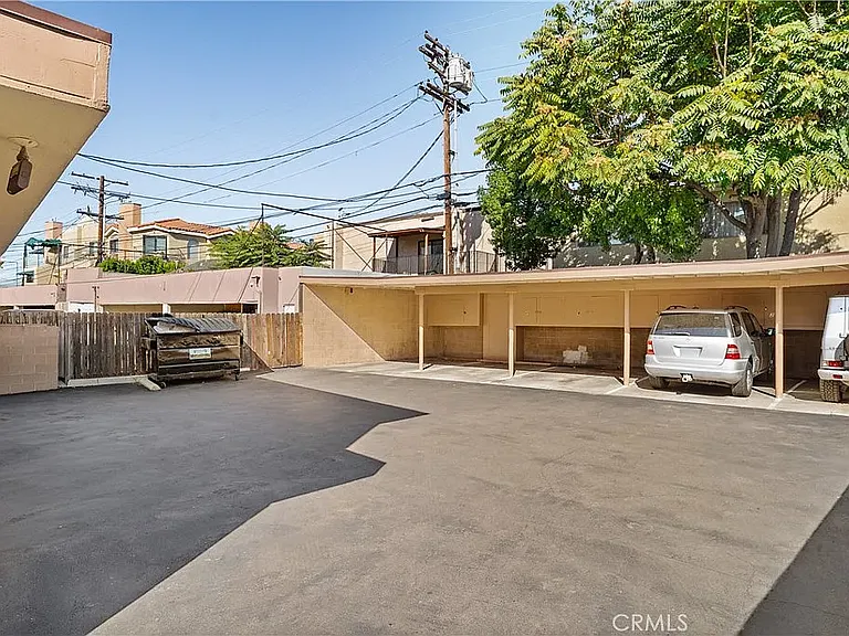 437 W Glenoaks Blvd #3 — Photo 11
