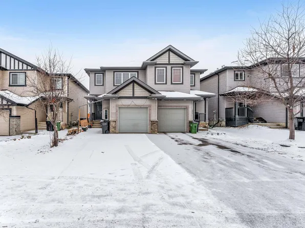 2812 15th St NW, Edmonton, AB T6T 0V5