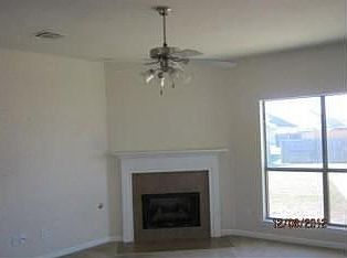 3rd image of 26091 Willow Wood St