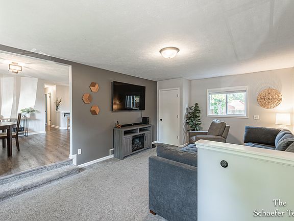 5th image of 13427 Forest River Ct SE
