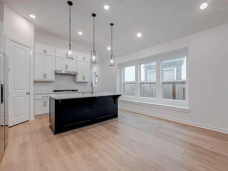 11430 Gossamer Wing Ln — Photo 6