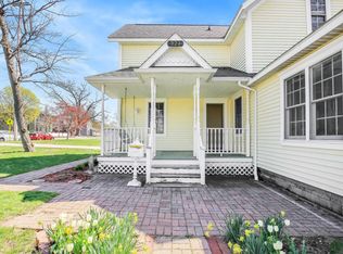 324 E Exchange St, Spring Lake, MI 49456