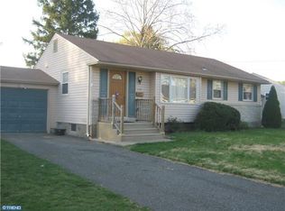 124 Hollyoke Rd, Somerdale, NJ 08083