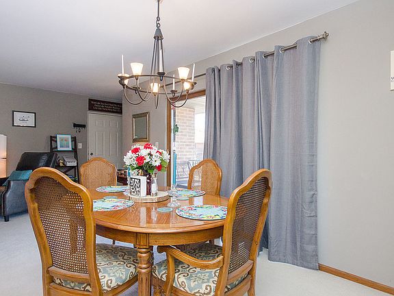 5th image of 16731 Paxton Ave APT 3N