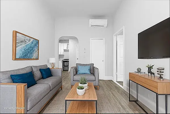 Rented by REAL New York | media 7