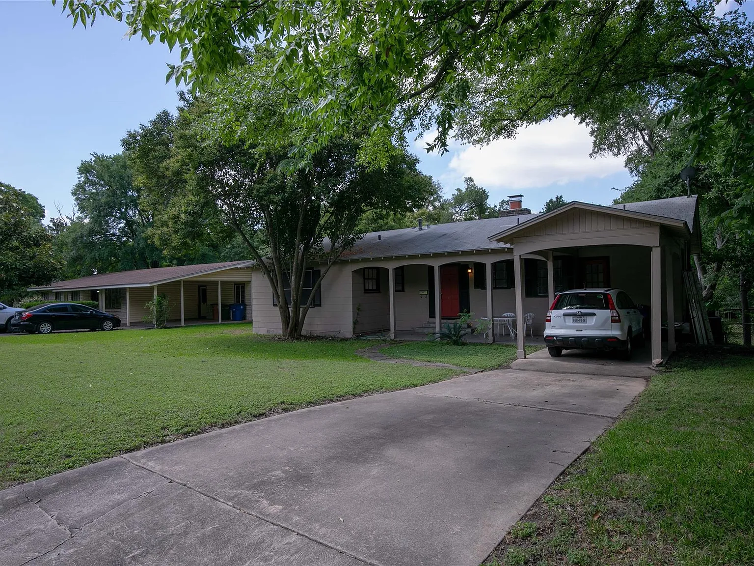 3 bed, 2.0 bath, 1534 sqft, $2,450 — Photo 3