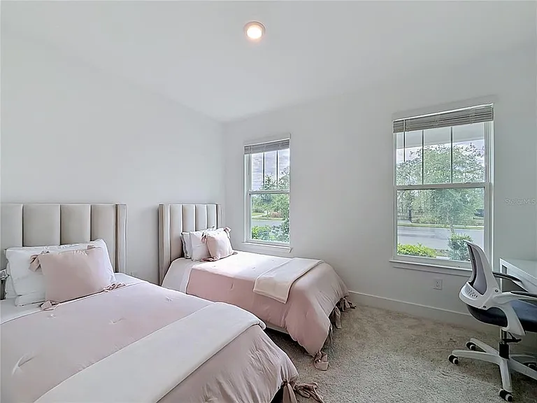 13568 Autumn Harvest Ave — Photo 15