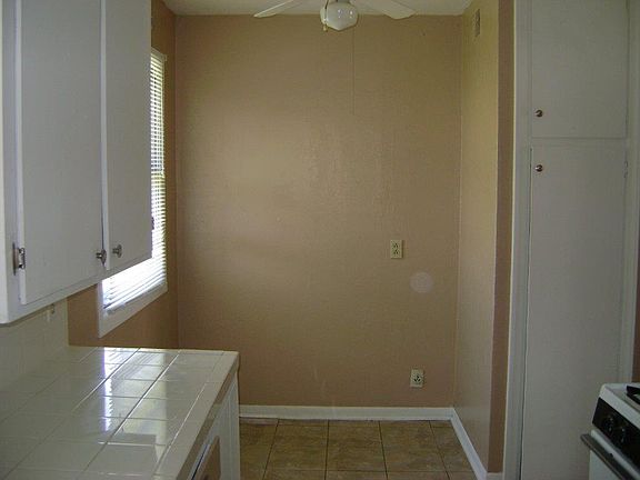 4th image of 2209 NW Williams Ave
