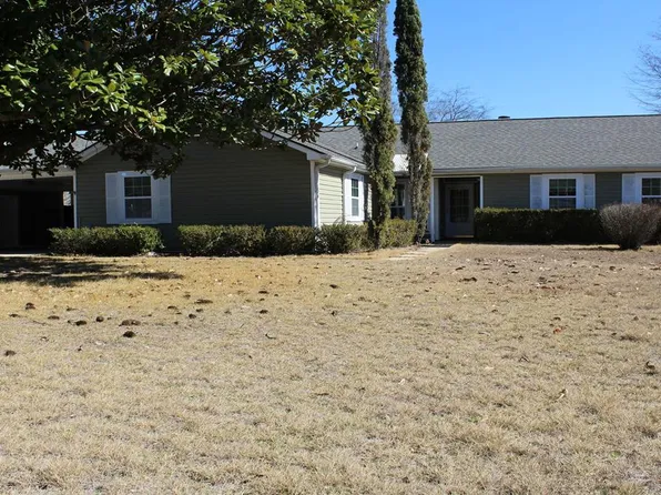 267 Barbara Dr, Ozark, AL 36360